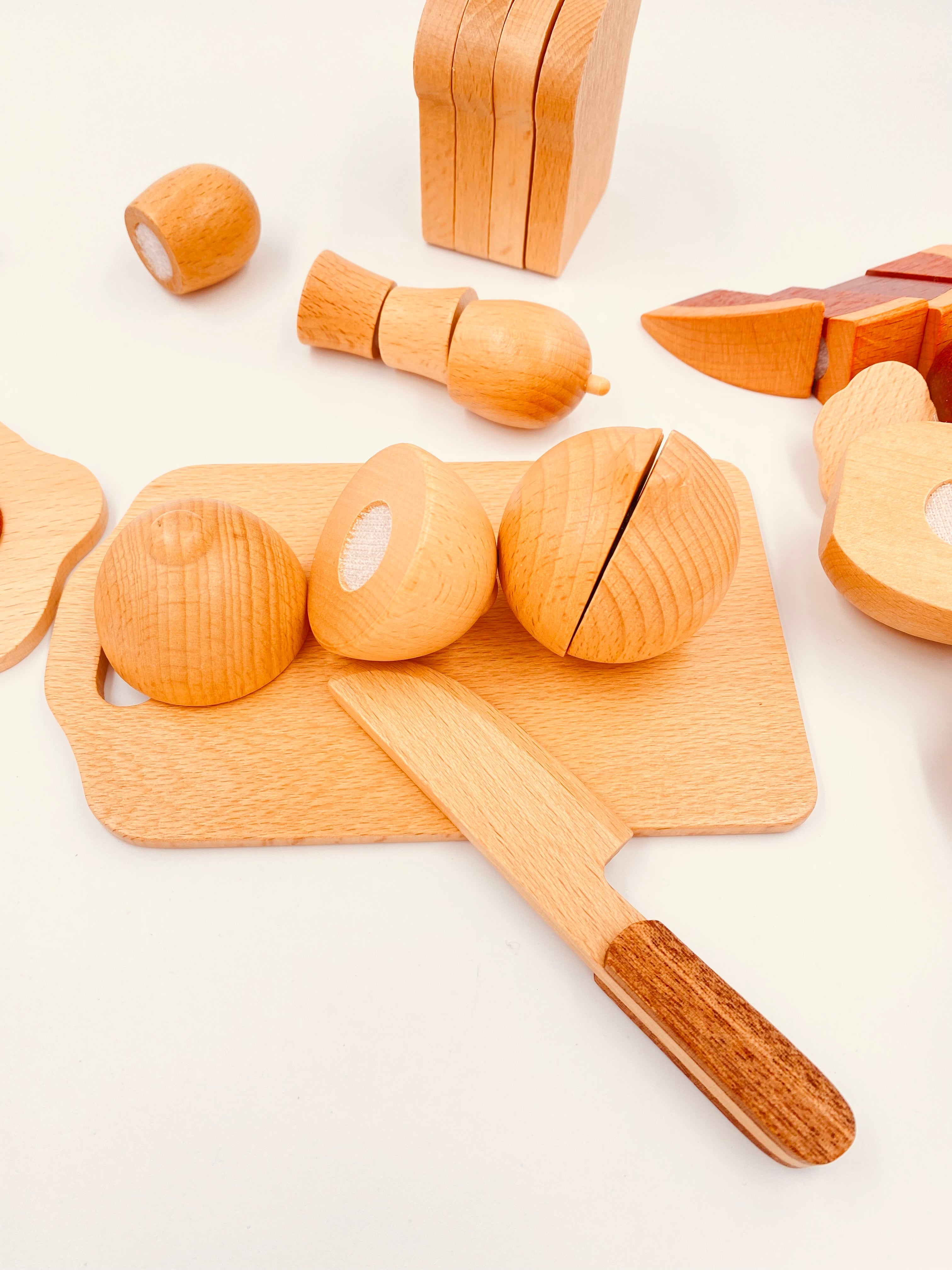 **Pre-order (Ships in 2-3 Weeks)**30 Pcs Wooden Fruits and Vegetables Cutting Playset